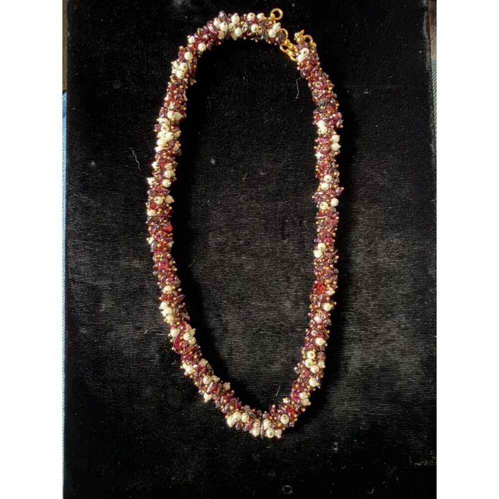 Garnet Chip & Faux Pearl Cluster Bead Necklace